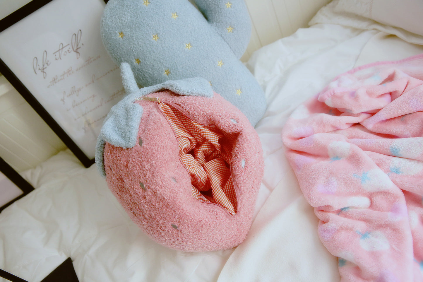 Cute strawberry plush doll throw pillow cushion quilt dual-purpose office chair pillow cactus lunch break blanket