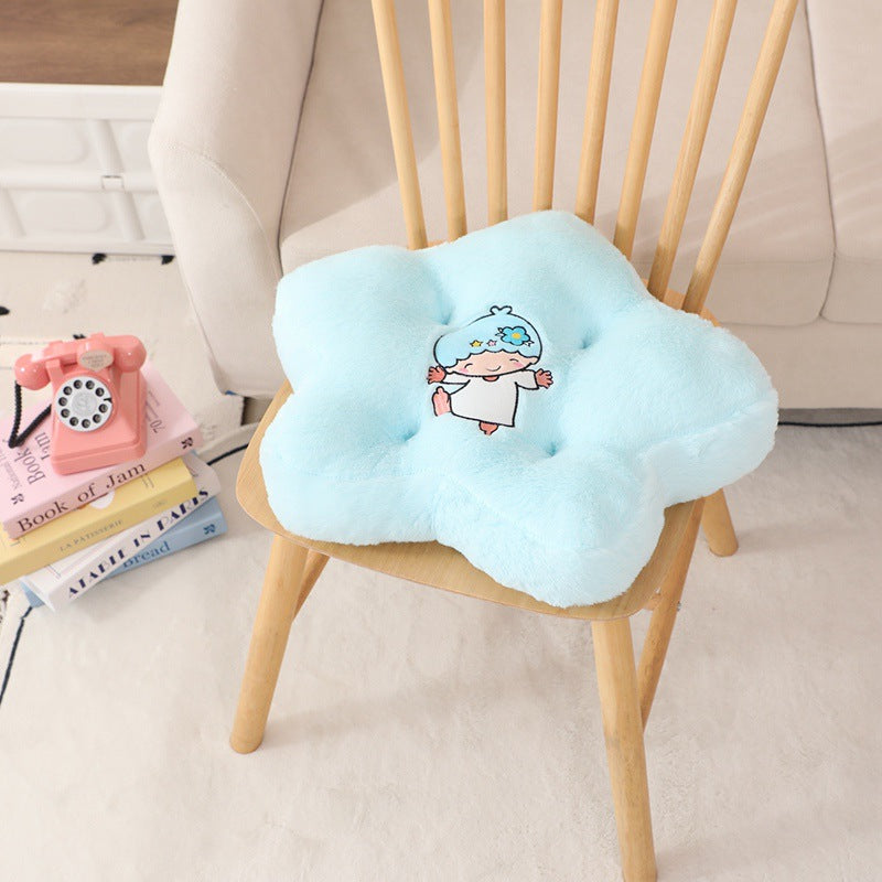 Flower Plush Cushion - Cute 5-Petal Chair Cushion for Office & Home