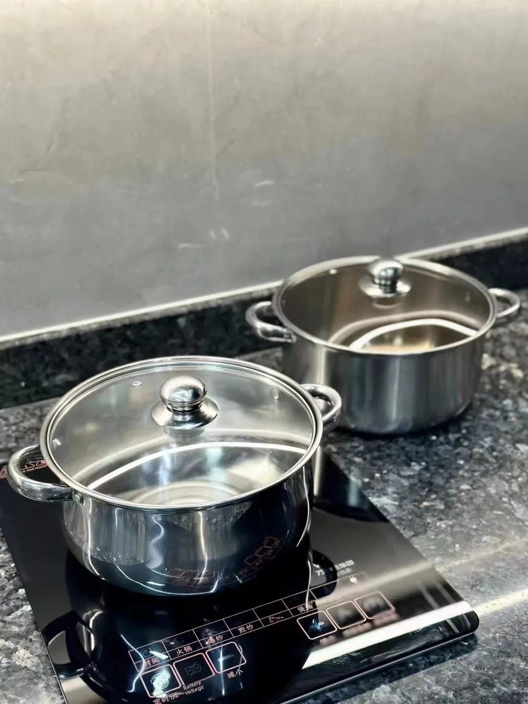 Stainless steel thickened household amphora soup pot, single-handle milk pot, small cooking pot, steamed porridge noodles, apple pot, gas cooker