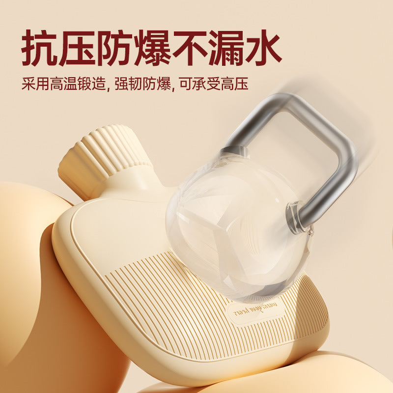 The new water-filled hot water bottle is thickened and explosion-proof for girls, and the hot compress for girls warms their hands and feet, and the artifact imitates rabbit down and warms their hands