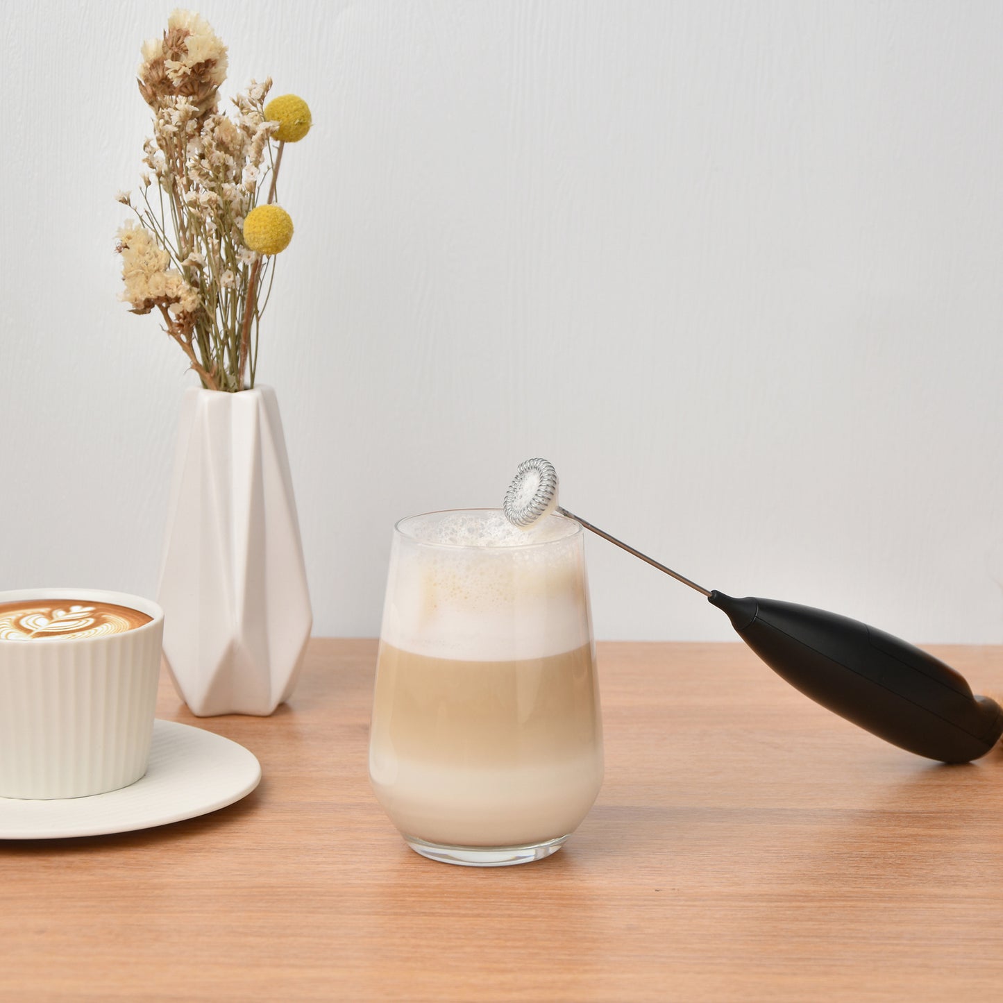 The popular Milk Frother handheld coffee milk frother with hook milk matcha foaming milk frother