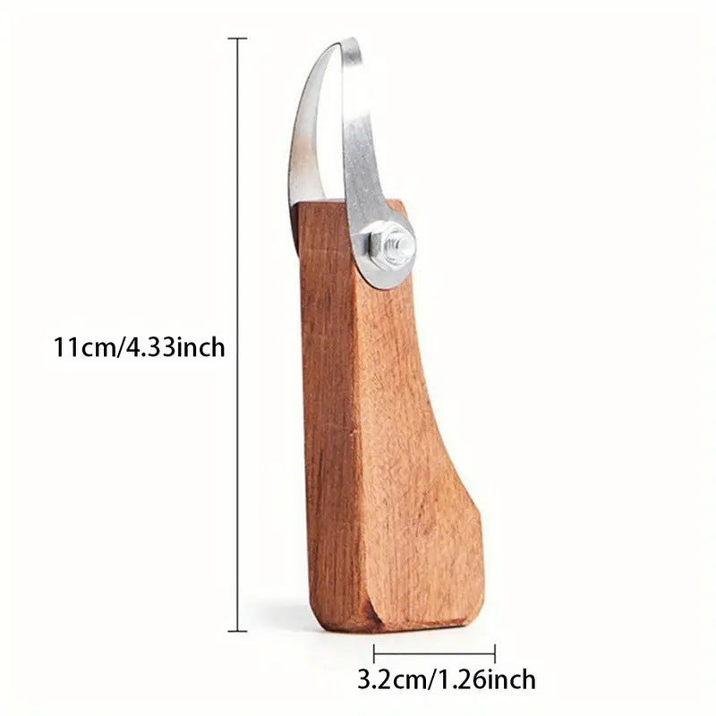 Metal details and forming knives for handcrafting in clay art are ideal for restoration and fine engraving