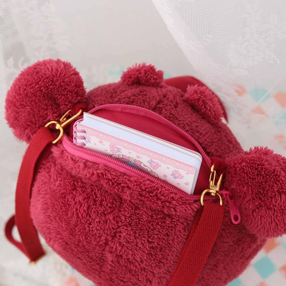 Cartoon soft cute strawberry bear doll backpack light for going out to play small shoulder bag girl's heart children's plush backpack