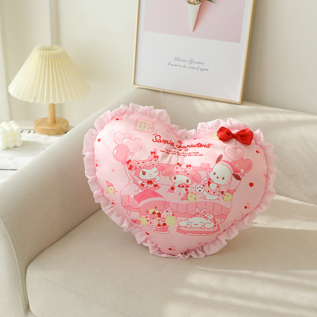 Cute love pillow, office nap pillow, bay window, sofa, bedroom pillow, cushion, holiday mall event gifts