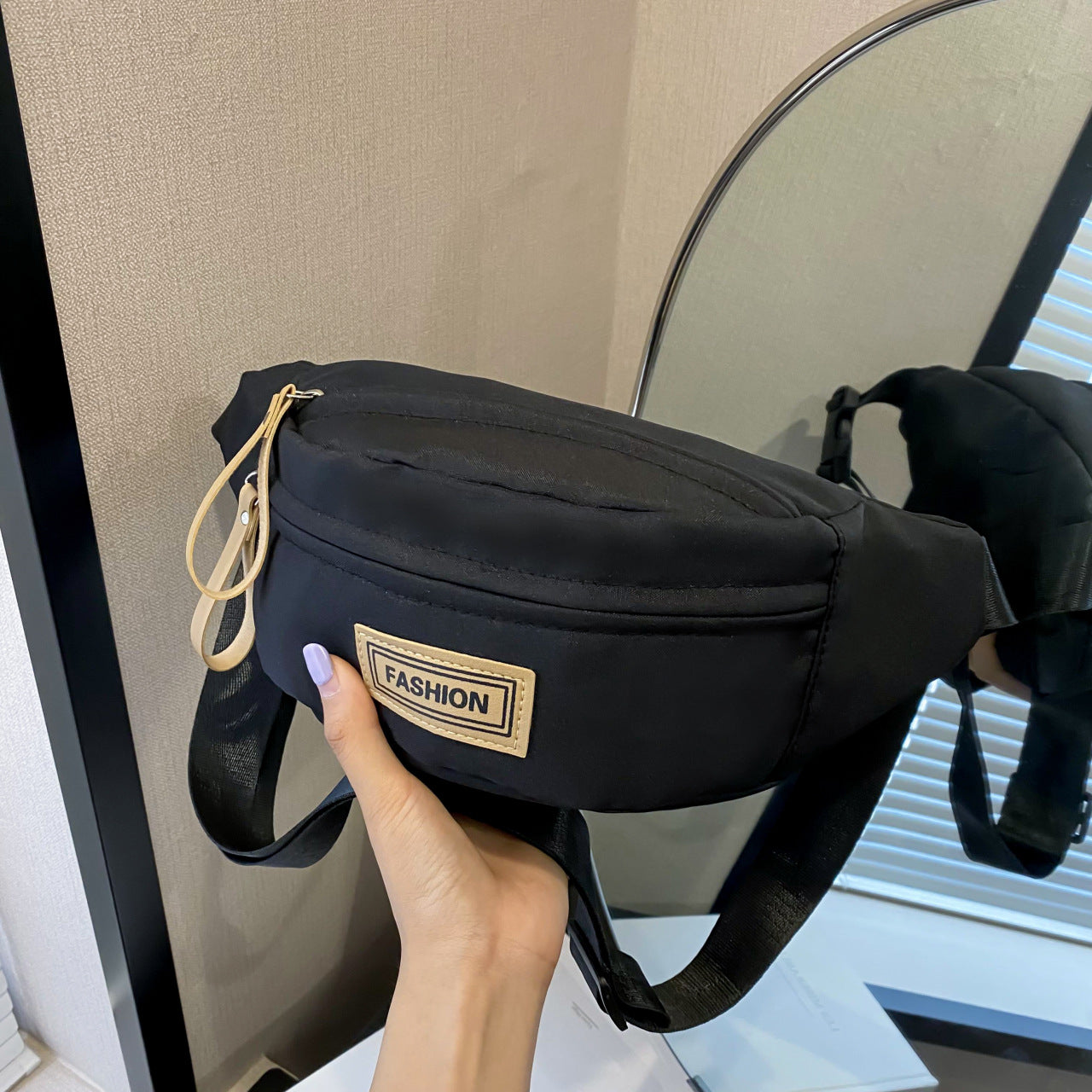 Internet celebrity fashion versatile multi-functional large-capacity women's bag, new student daily outdoor women's chest bag, waist bag