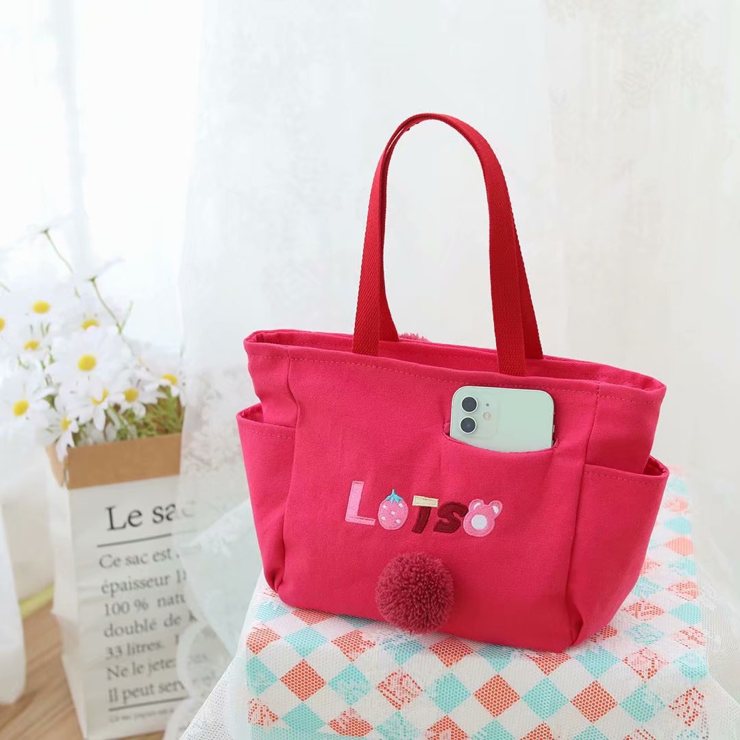 Cute cartoon large capacity lunch box bag office worker hand lunch box strawberry bear canvas bag tote bag lunch box bag